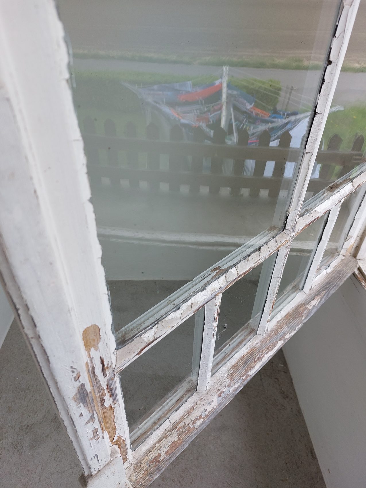 Laube und Fenster